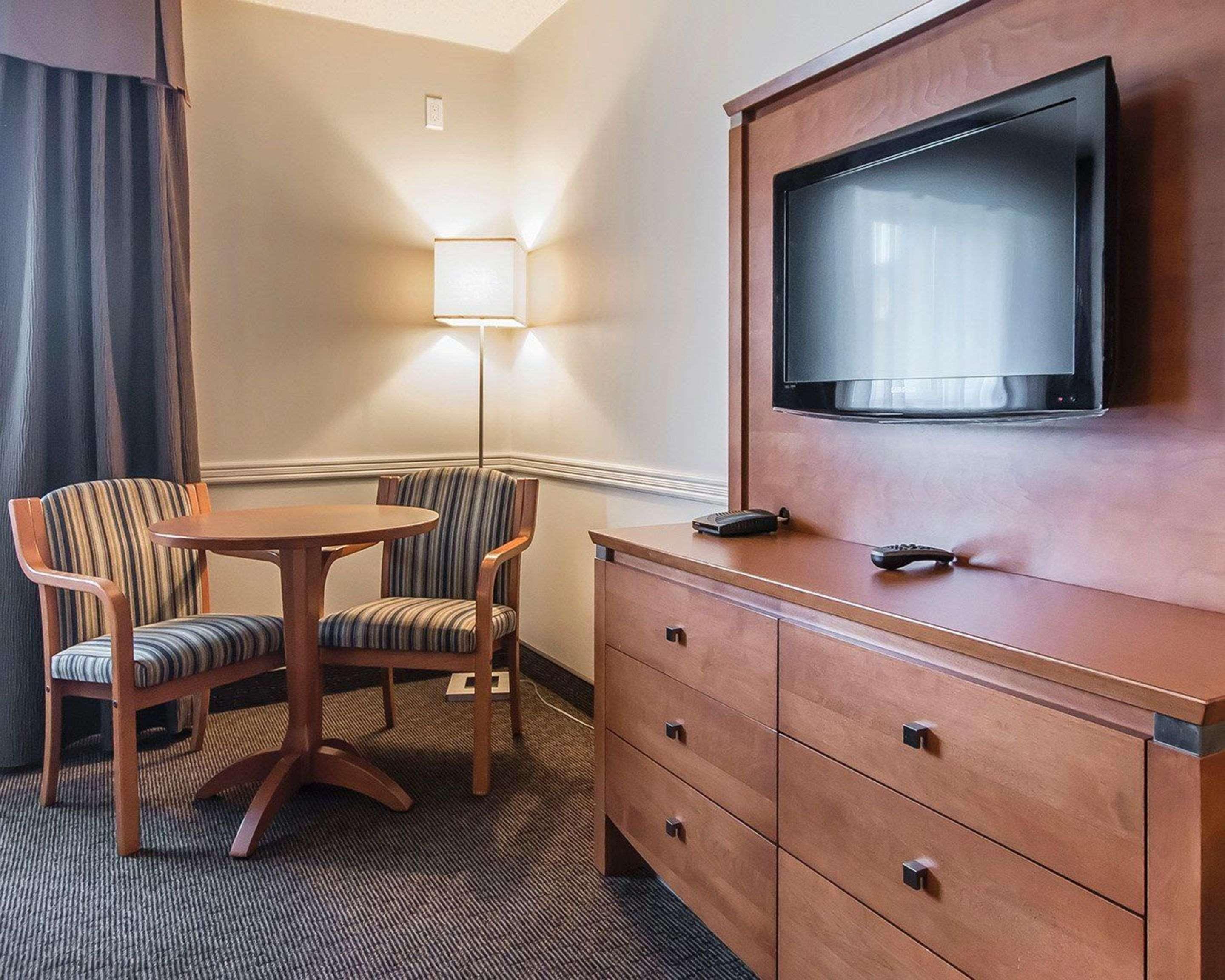 Quality Inn Rouyn-Noranda Luaran gambar