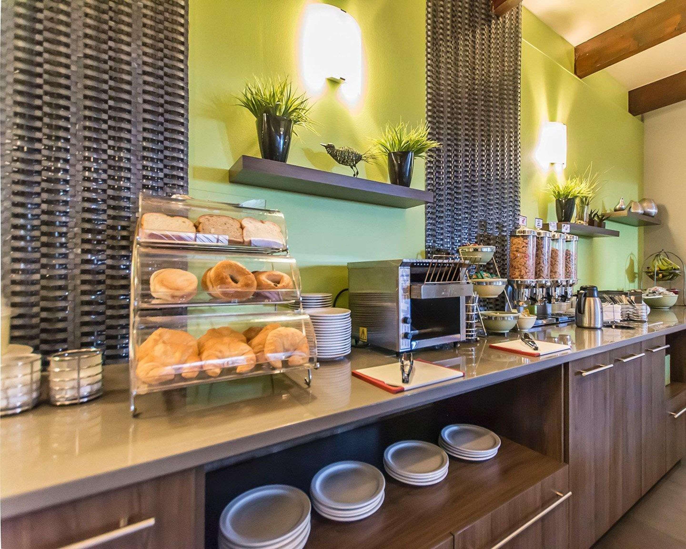 Quality Inn Rouyn-Noranda Luaran gambar