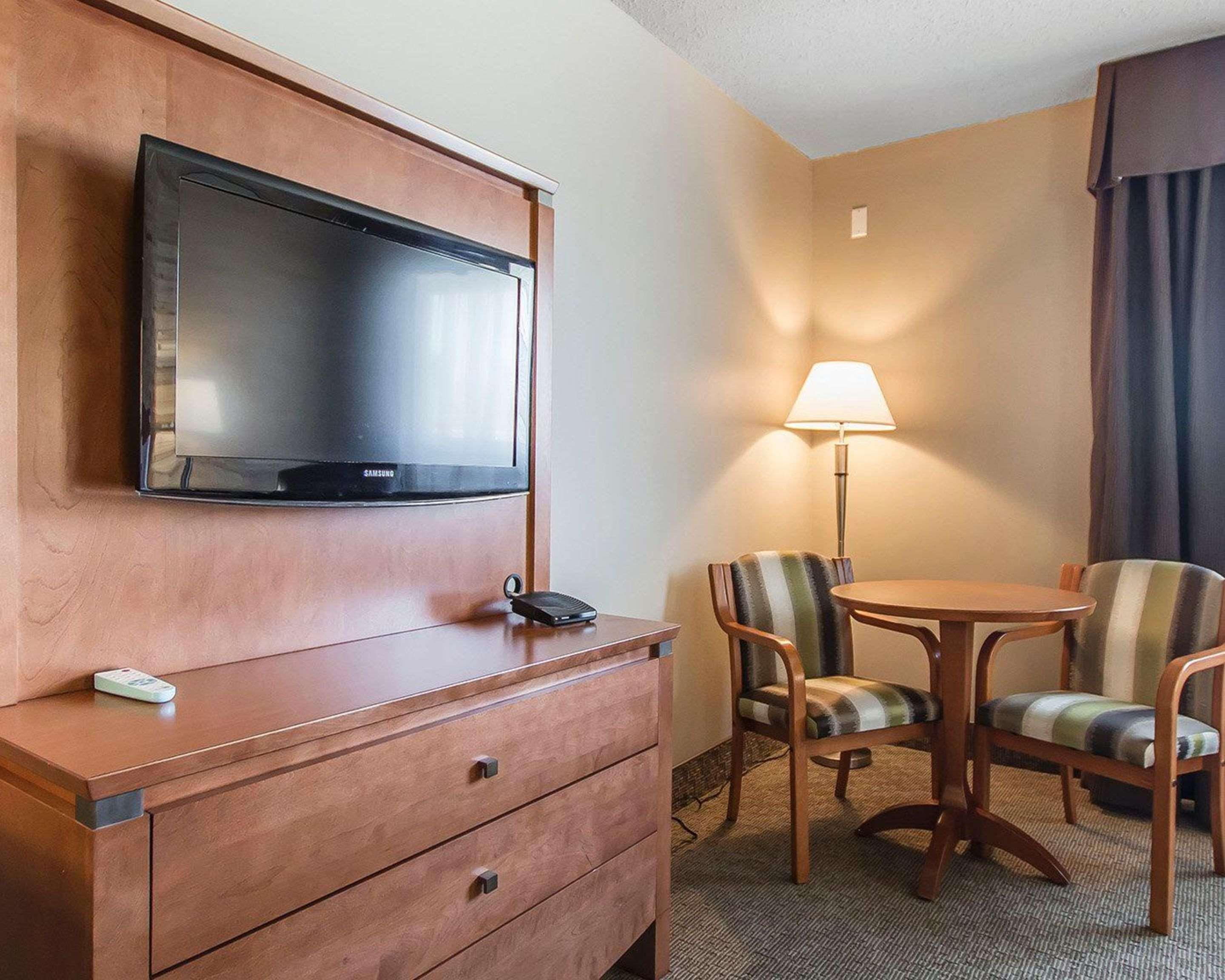 Quality Inn Rouyn-Noranda Luaran gambar